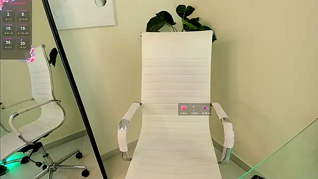 Alaia_soto's cam snapshot