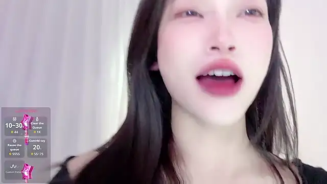 insgirl's cam snapshot