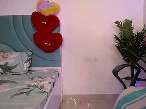 Baby_naughtyy's cam snapshot