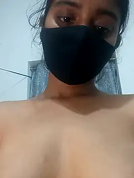 shrutee12 live sex cam