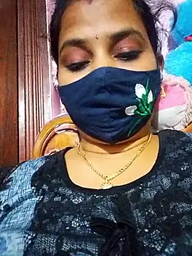 TAMI_KAYAL's cam snapshot