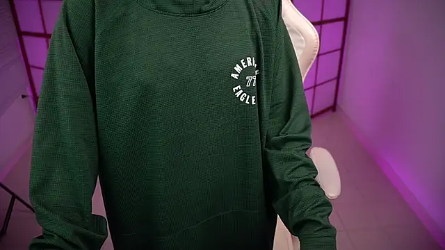 small_emilie's cam snapshot