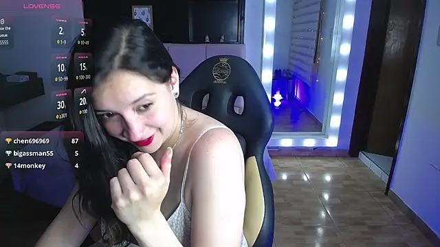 Agatha_bellucci_'s cam snapshot