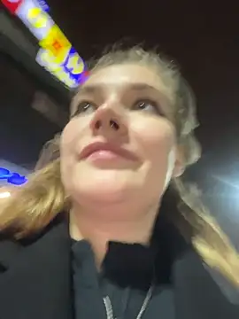 Holy_Tereza live sex cam