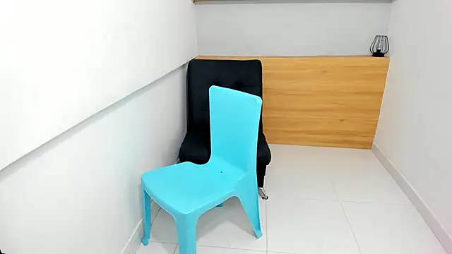 ValentinaRose4's cam snapshot