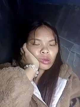 hello-cute's cam snapshot