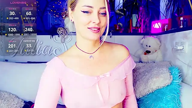 _JuliaSpace_'s cam snapshot