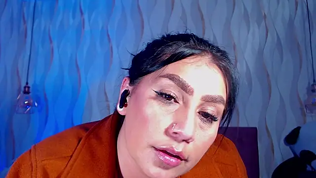 Milf_NaomiBraunx's cam snapshot