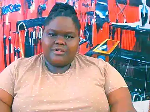 EbonyHotBuns live sex cam