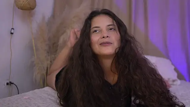 lirio05's cam snapshot