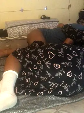 NUDETIMEZ's cam snapshot