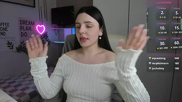 LiaWoow's cam snapshot