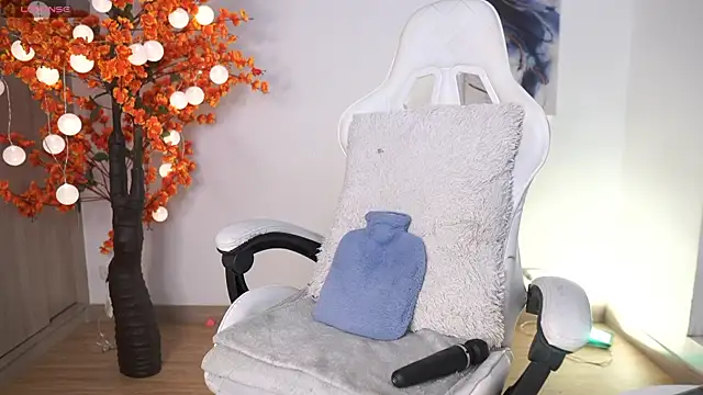 VictoriaHiill's cam snapshot