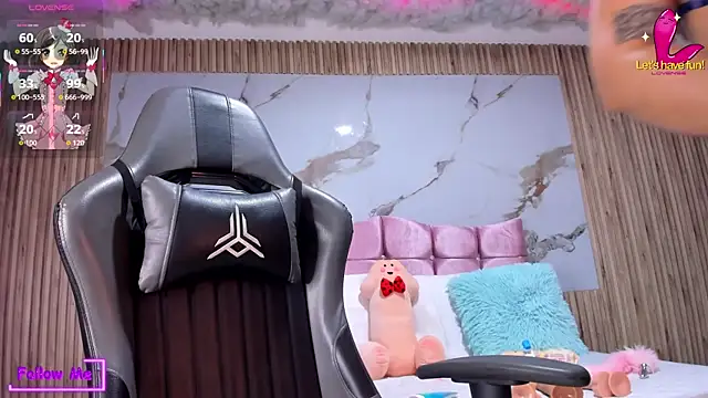 Nicolee19's cam snapshot