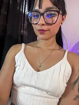 AlannaDollx's cam snapshot