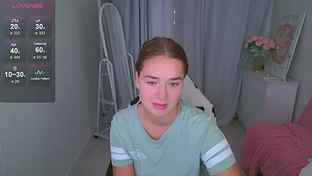 LovelyJessie's cam snapshot