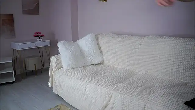 SunnivaCovil's cam snapshot