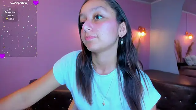 katy_sweet19's cam snapshot