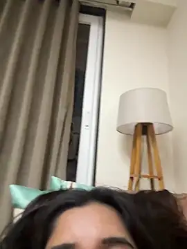 desitease's cam snapshot