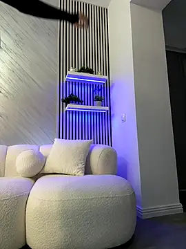 KirstieVegas live sex cam