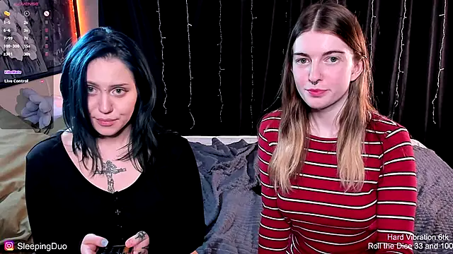 SleepingDuo live sex cam