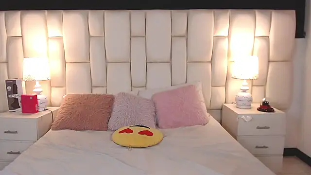 ValuFooster's cam snapshot