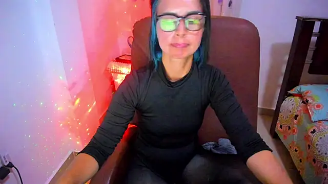 BrianaGarner's cam snapshot