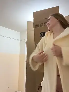 DeniMilkyyyyy live sex cam