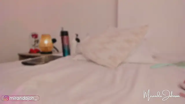 MirandaJohnson_'s cam snapshot