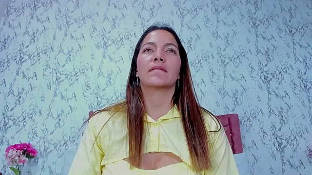 Mia_Malkovaa_'s cam snapshot