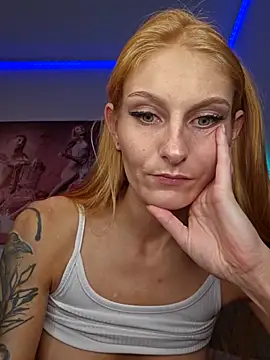 LessiaMia live sex cam