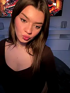 HotYasmin's cam snapshot