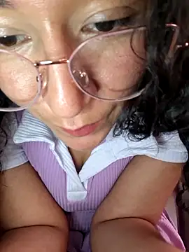 Amara_01's cam snapshot