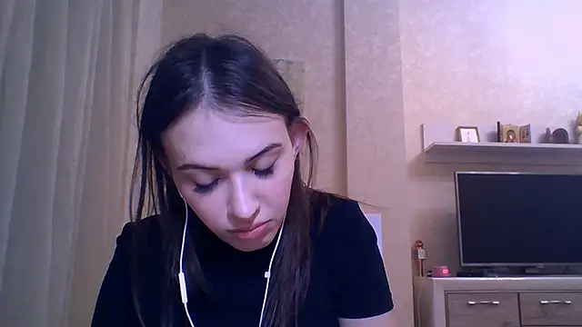 CeyaLier's cam snapshot