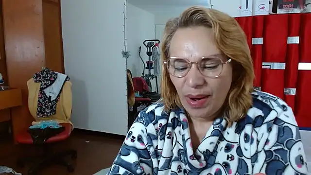 krystal_thomson's cam snapshot