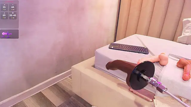 Naomymonroe_'s cam snapshot