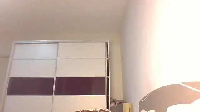 dottika's cam snapshot