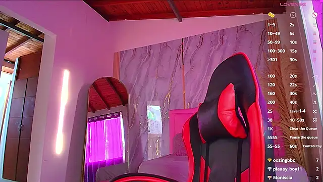 sarahrousse_'s cam snapshot