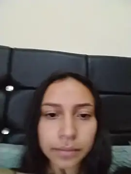 emma_ambar's cam snapshot