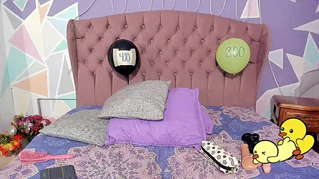 CloeyGraweing's cam snapshot