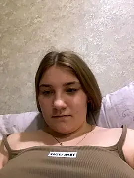 Emily_Sweety__'s cam snapshot