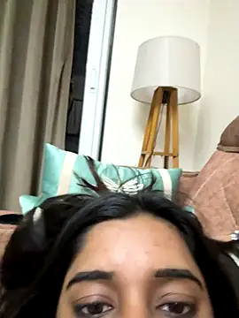 desitease's cam snapshot