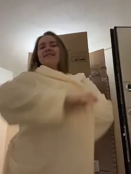 DeniMilkyyyyy's cam snapshot