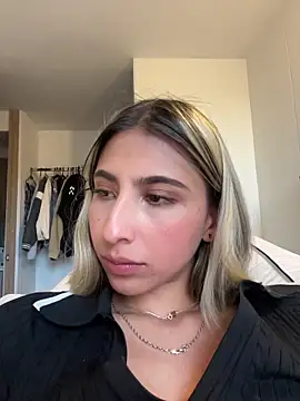 Ameellie's cam snapshot