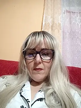 Amelialove42's cam snapshot