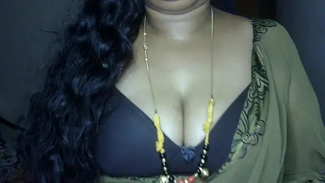 Nithya_forever's cam snapshot