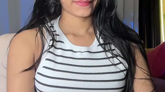 Wow-nisha's cam snapshot