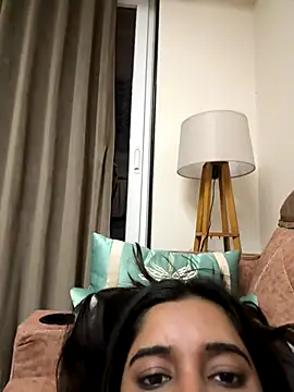 desitease's cam snapshot