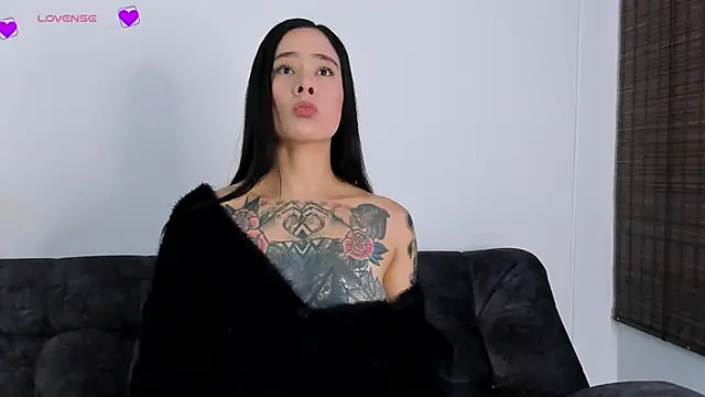 VeronicaTonu's cam snapshot