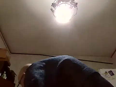 mariusica1@xh's cam snapshot